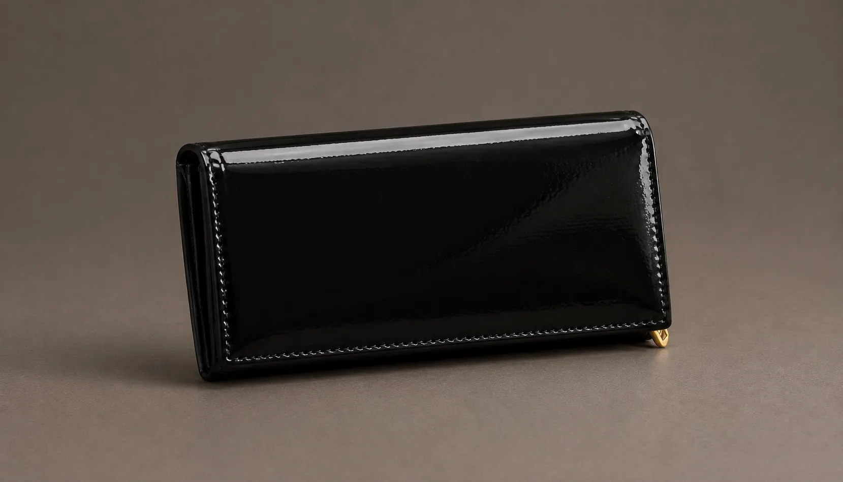 Noir Long Wallet exterior