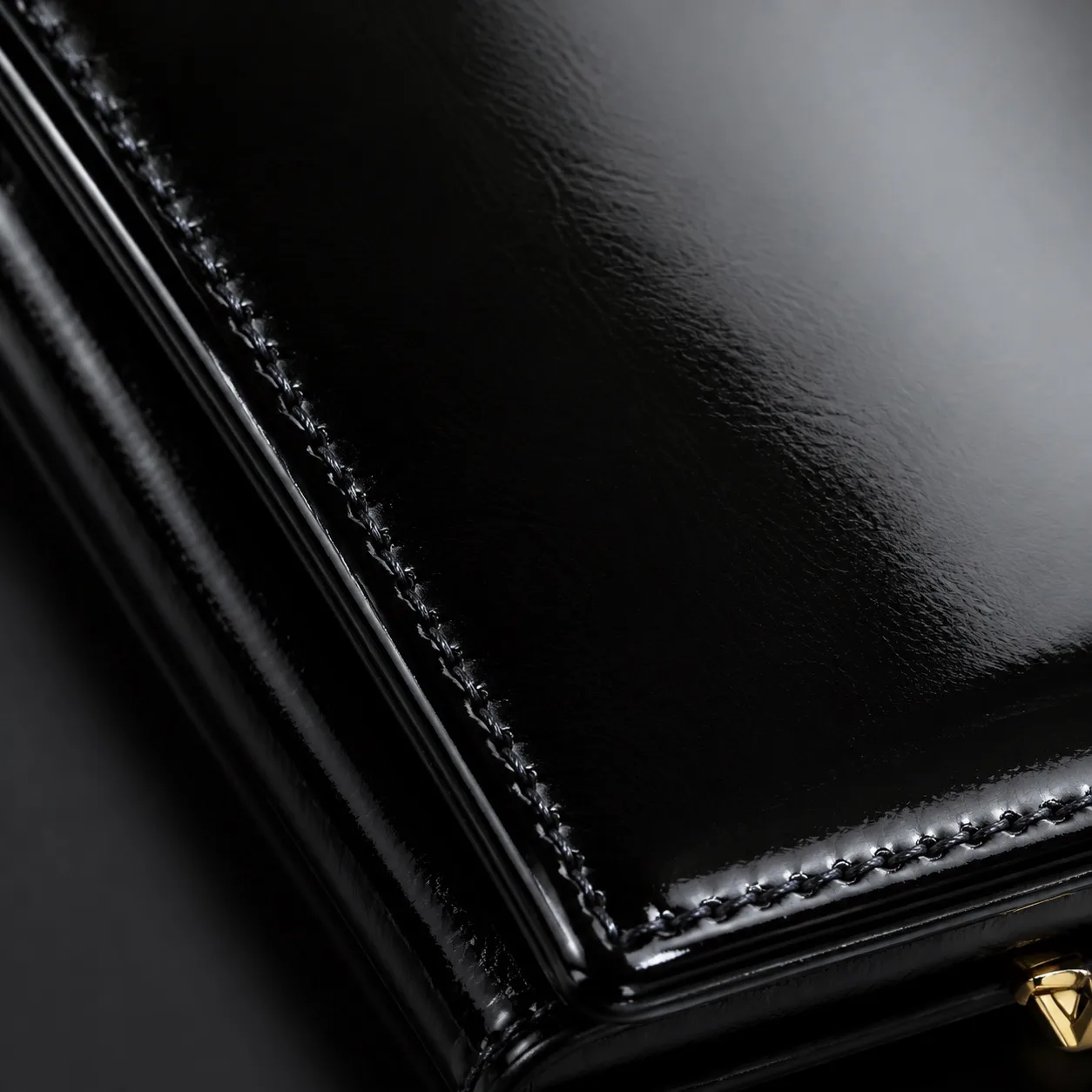 Gloss finish and stitching